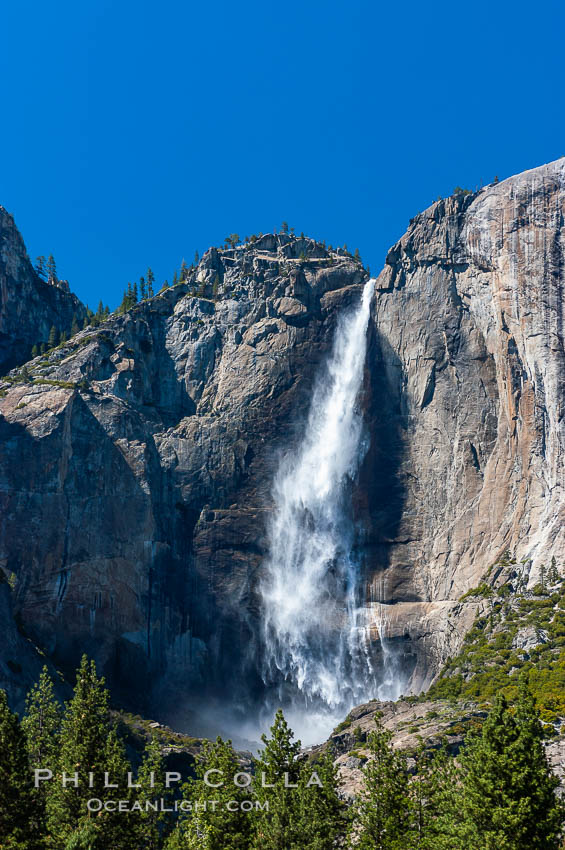 Yosemite Falls, Yosemite National Park. California, USA, natural history stock photograph, photo id 09213