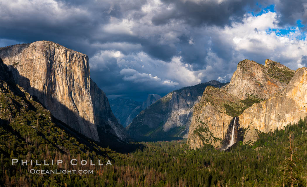 Yosemite Valley Tunnel View, Storm clouds at sunset, Yosemite National Park