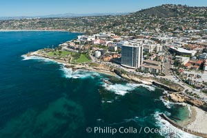 Aerial Photo of La Jolla coastline, showing underwater reefs and Mount Soledad