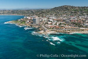 Aerial Photo of La Jolla coastline, showing underwater reefs and Mount Soledad