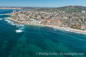 Aerial Photo of La Jolla coastline, showing underwater reefs and Mount Soledad