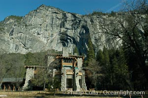 Ahwahnee Hotel and Royal Arches, Yosemite Valley, Yosemite National Park, California