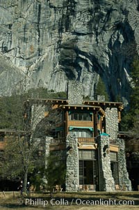 Ahwahnee Hotel and Royal Arches, Yosemite Valley, Yosemite National Park, California