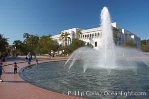 The Bea Evenson Foundation is the centerpiece of the Plaza de Balboa in Balboa Park, San Diego.  The San Diego Natural History Museum is seen in the background