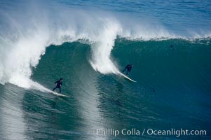 La Jolla Cove only breaks on really big swells.  Giant surf and big waves nail Southern California, December 21, 2005