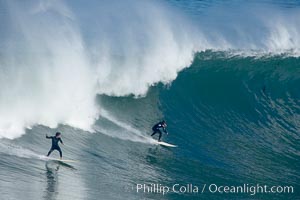 La Jolla Cove only breaks on really big swells.  Giant surf and big waves nail Southern California, December 21, 2005