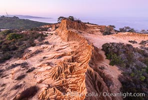 Sunrise over Broken Hill, overlooking La Jolla and the Pacific Ocean, Torrey Pines State Reserve, San Diego, California