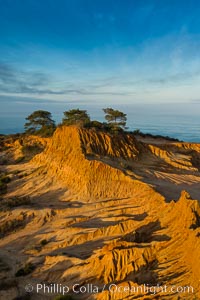 Broken Hill and view to La Jolla, from Torrey Pines State Reserve, sunrise. San Diego, California, USA, natural history stock photograph, photo id 28399