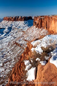 Canyonlands National Park, winter, viewed from Grandview Point.  Island in the Sky