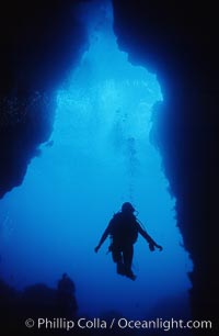 El Secreto del Vicki cavern, Guadalupe Island (Isla Guadalupe)