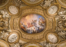 Ceiling detail, Musee du Louvre, Paris, France