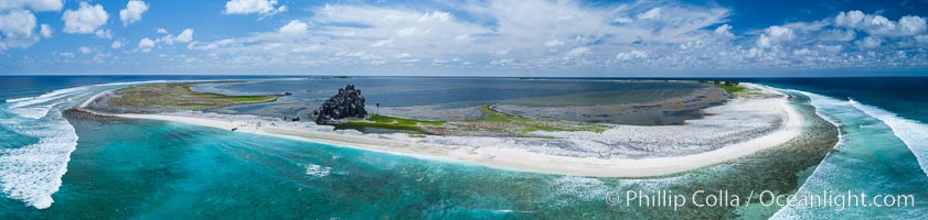 Clipperton Island aerial photo. Clipperton Island, a minor territory of France also known as Ile de la Passion, is a spectacular coral atoll in the eastern Pacific. By permit HC / 1485 / CAB (France)