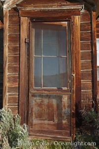 Cody House, dilapitated front door.