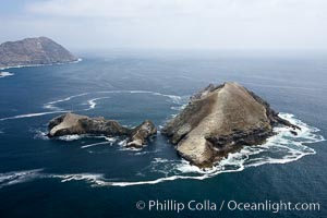 Middle Coronado Island, viewed from the north, Coronado Islands (Islas Coronado)