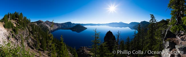 Panoramic photo of Crater Lake National Park