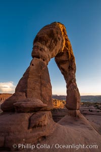 Delicate Arch at sunset, Arches National Park, Utah