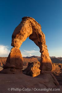 Delicate Arch at sunset, Arches National Park, Utah