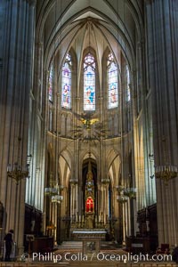 Eglise, interior, Paris, France