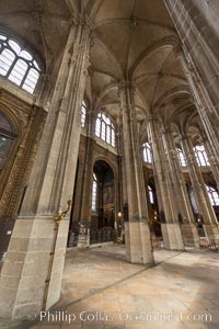 Eglise Saint-Eustache. The Church of St Eustace, Paris a church in the 1st arrondissement of Paris. Situated at the entrance to Paris's ancient markets (Les Halles) and the beginning of rue Montorgueil, St Eustace's is considered a masterpiece of late Gothic architecture