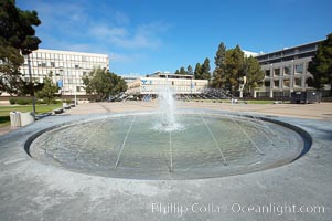 Fountain in Revelle Plaza, Revelle College, University of California San Diego, UCSD