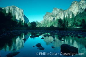 Gates of the Valley and Merced River, Yosemite National Park, California