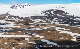 Glaciers, Snow and Highland Terrain, Southern Iceland, Vatnajokull National Park