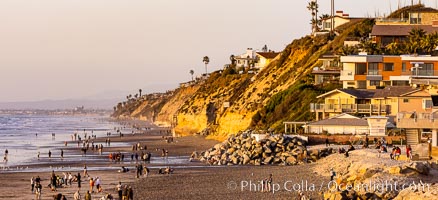 Golden sunset light on Encinitas Moonlight Beach