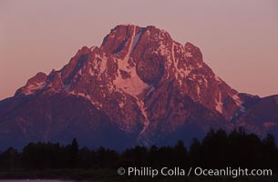 Mount Moran in the Teton Range at sunrise, Grand Teton National Park, Wyoming