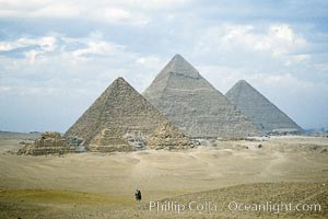 Great pyramids, Giza, Egypt.  Pyramids of Queens, Pyramid of Menkaure, Pyramid of Khafre, Pyramid of Khufu (left to right, front to back)