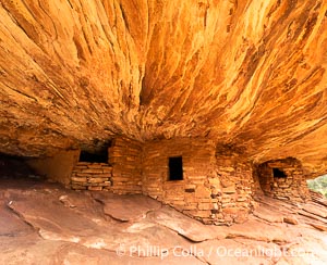 House on Fire Ruin in Mule Canyon, Utah. Part of the Bears Ears National Monument, House on Fire Ruin is an ancestral Puebloan ruin that appears to burst into flames when reflected sunlight hits the ceiling above the ruin