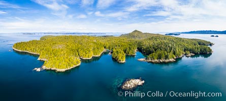 Hurst Island and Gods Pocket Provincial Park, aerial photo