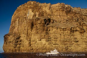 Boat Horizon below sea cliffs at Isla Afuera, Guadalupe Island (Isla Guadalupe)