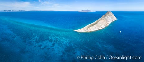 Isla San Diego and Coral Reef, reef extends from Isla San Diego to Isla San Jose,  aerial photo, Sea of Cortez, Baja California