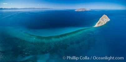 Isla San Diego and Coral Reef, reef extends from Isla San Diego to Isla San Jose,  aerial photo, Sea of Cortez, Baja California