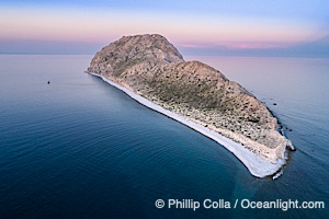 Isla San Diego and Coral Reef, reef extends from Isla San Diego to Isla San Jose,  aerial photo, Sea of Cortez, Baja California