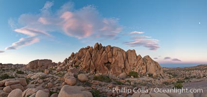 Sunset and boulders, Joshua Tree National Park.  Sunset lights the giant boulders and rock formations near Jumbo Rocks in Joshua Tree N.P