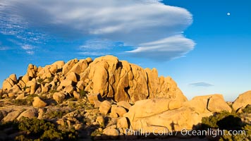 Sunset and boulders, Joshua Tree National Park.  Sunset lights the giant boulders and rock formations near Jumbo Rocks in Joshua Tree N.P