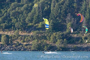 Kite boarding, Hood River, Columbia River