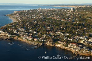 The La Jolla Coast, sometimes referred to as the Riviera of San Diego, is some of the most beautiful residental coastline in all of Southern California