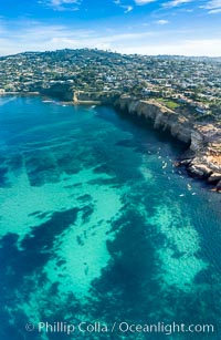 La Jolla Underwater Park visible at Extreme Low Tide, La Jolla, California