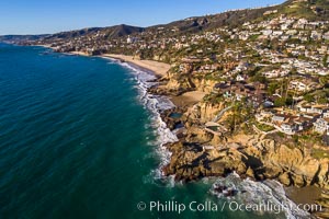 La Senda Point and 1000 Steps Beach in Laguna, aerial photo, Laguna Beach, California