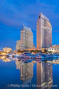 Manchester Grand Hyatt Hotel at sunrise, viewed from the San Diego Embarcadero Marine Park