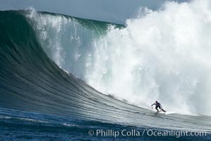 Evan Slater, Mavericks surf contest (fifth place), February 7, 2006, Half Moon Bay, California