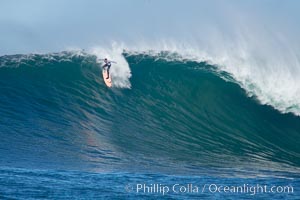 Anthony Tashnick (2005 champion) drops in during heat two, Mavericks surf contest, February 7, 2006, Half Moon Bay, California