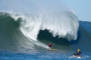 Ryan Seelbach in heat four of the 2006 Mavericks surf contest, Seelbach would advance to the semis, February 7, 2006, Half Moon Bay, California