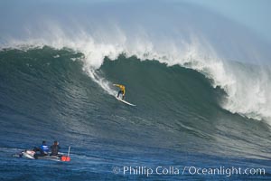 Russell Smith, heat one, Mavericks surf contest, February 7, 2006, Half Moon Bay, California