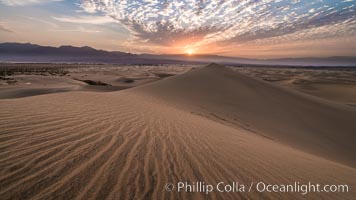 Mesquite Dunes sunrise, dawn, clouds and morning sky, sand dunes.