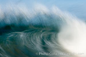 Breaking wave, fast motion and blur. The Wedge.