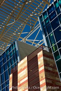 Phoenix Convention Center. Originally built in 1972 and expanded in 1985 and the mid-90's, the Phoenix Convention center offers 300,000 square feet of space for conventions year round.  It's exterior is a mix of modern glass, metal and stone architecture