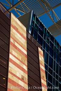 Phoenix Convention Center. Originally built in 1972 and expanded in 1985 and the mid-90's, the Phoenix Convention center offers 300,000 square feet of space for conventions year round.  It's exterior is a mix of modern glass, metal and stone architecture